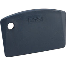 Load image into Gallery viewer, 5&quot; Metal Detectable Small Bench Scraper (R6959MD)
